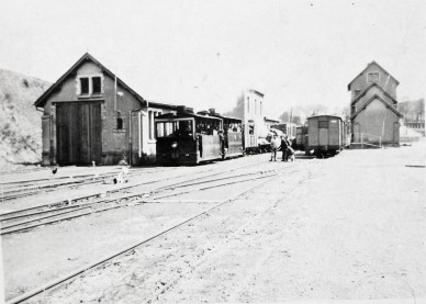 Martelange- gare + machines-int g..jpg